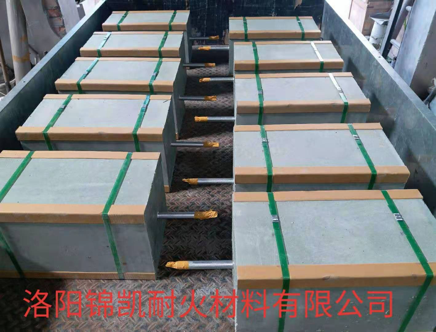 （煉鋼，煉硅）透氣磚(圖2)